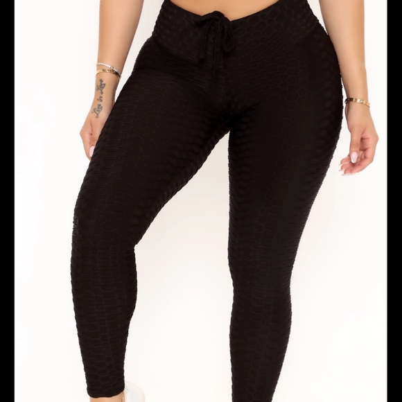 Fashion Nova Leggings - Picture 9 of 9